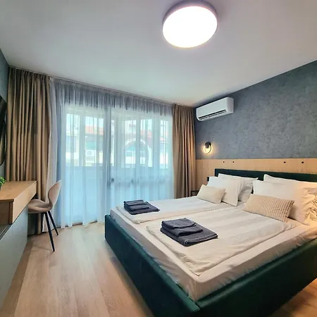 Skyline View Luxury 2bd