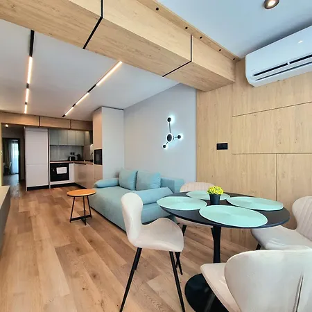 Skyline View Luxury 2bd