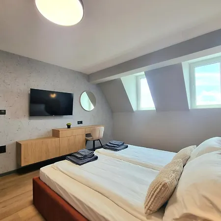 Skyline View Luxury 2bd Appartement *